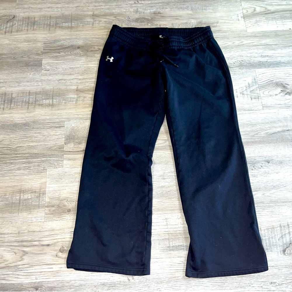 Under Armour, black slim men’s sweats size large